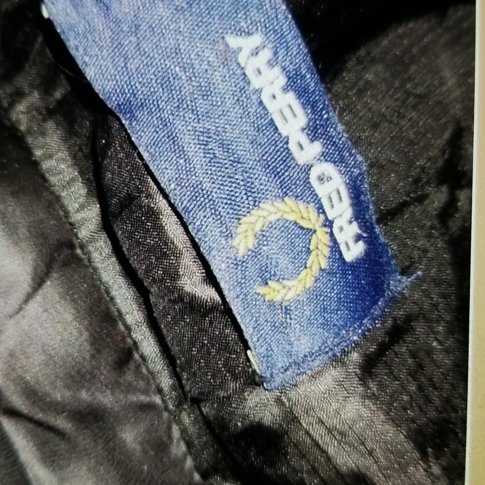 Coat - Picture 3 of 4